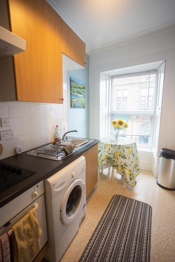 Sandgate 2-Bed Apartment In Ayr Central Location Экстерьер фото