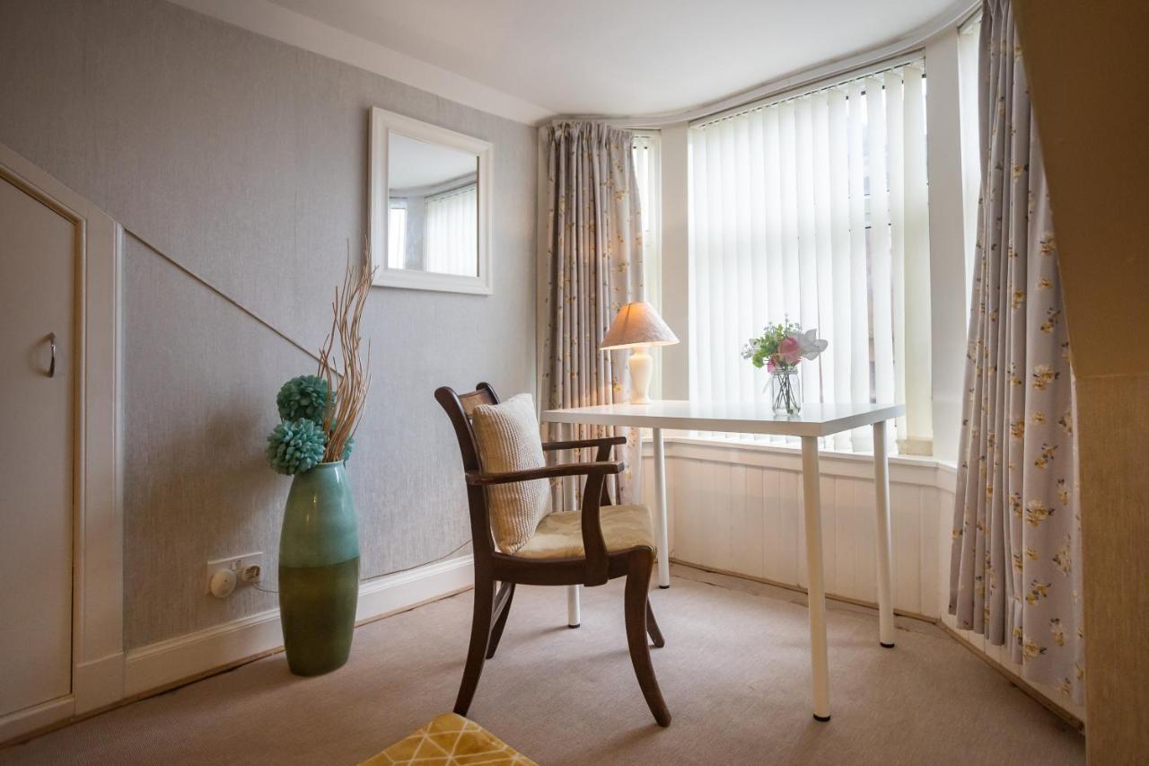 Sandgate 2-Bed Apartment In Ayr Central Location Экстерьер фото